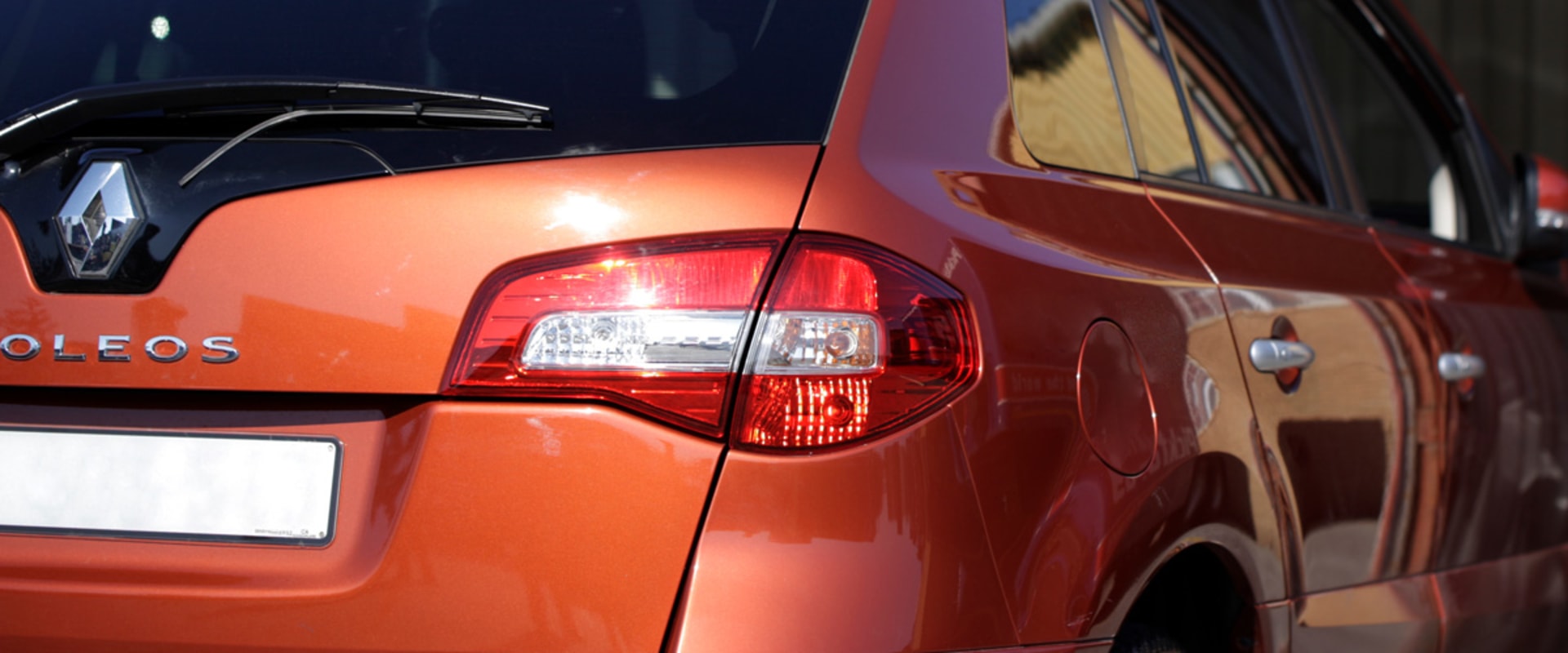 Shipping a Car to the Netherlands Using International Movers: What You Need to Know